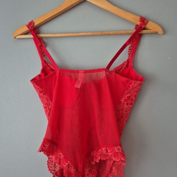 Victoria's Secret Vintage Y2K Red Floral Mesh Lace Thong Bodysuit Womens 36C - Picture 5 of 13